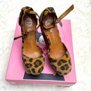Jeffrey Campbell Leopard Rockin Cutout Ankle Strap Heel Size 7